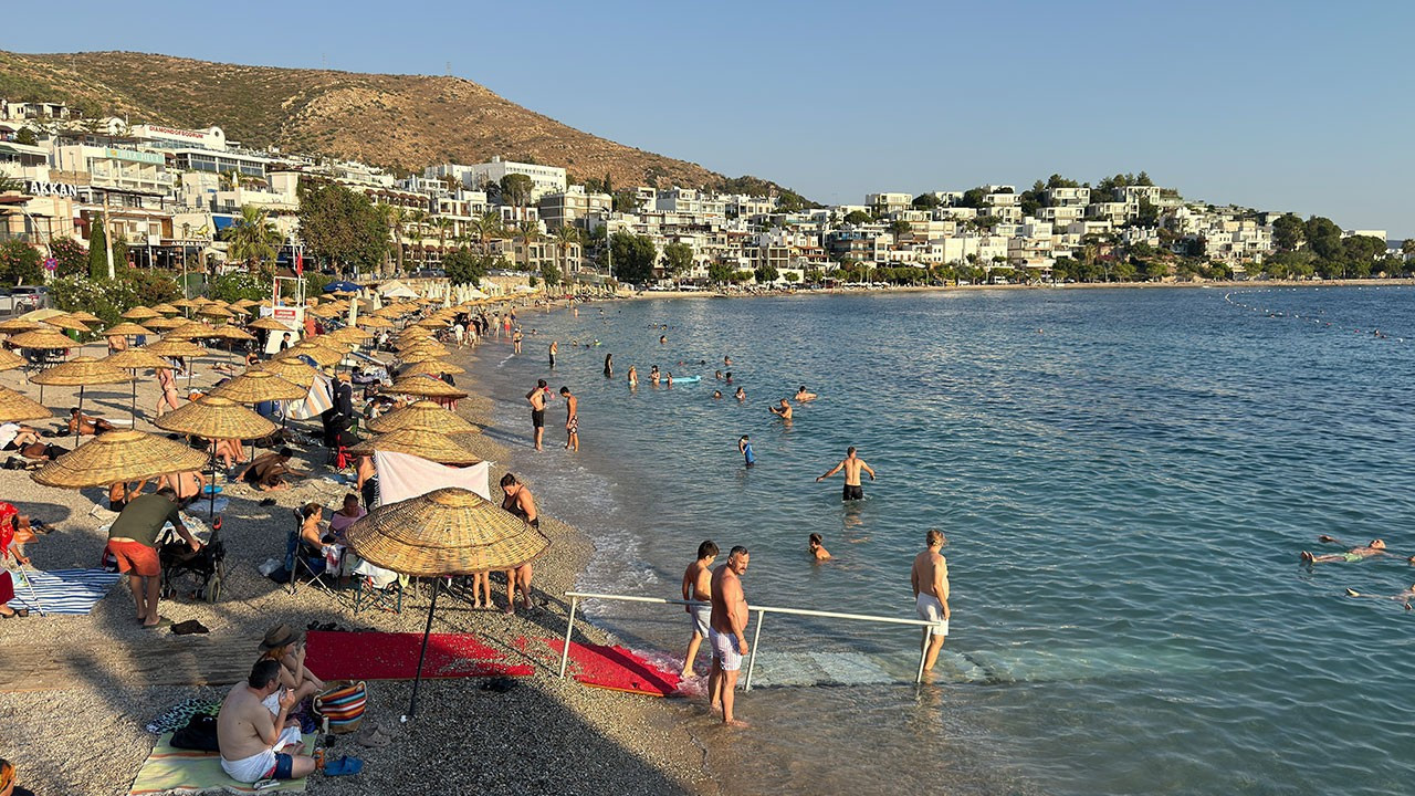 Bodrum turizmcileri isyan etti: Bodrum boş değil, pahalı değil