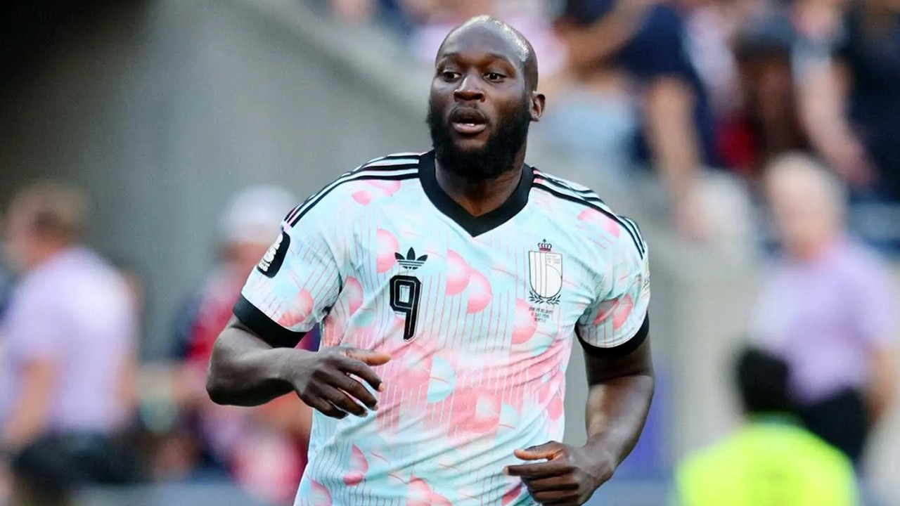Belçikalı santrfor Romelu Lukaku Fenerbahçe'de