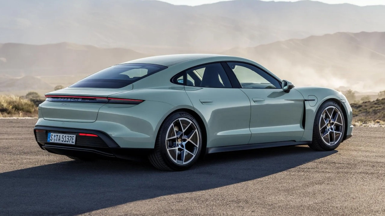 Porsche elektrikli otomobilde frene basıyor