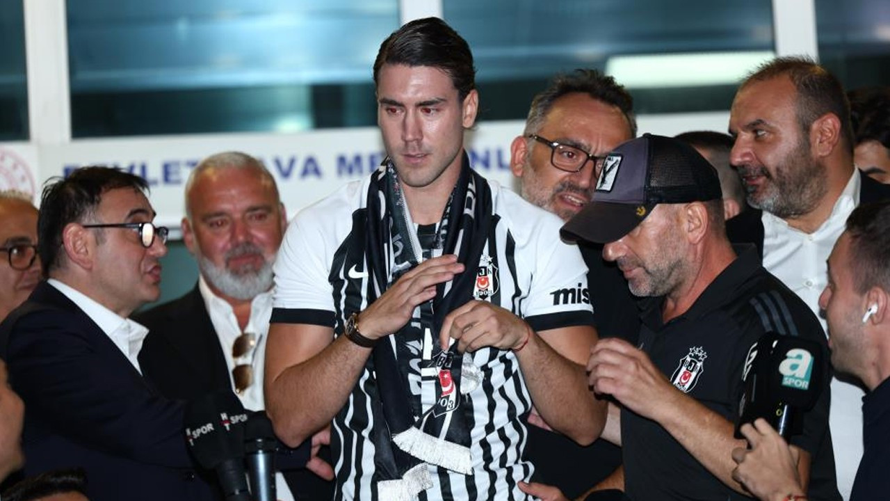 Beşiktaş, Dusan Vlahovic'i UEFA listesine ekledi