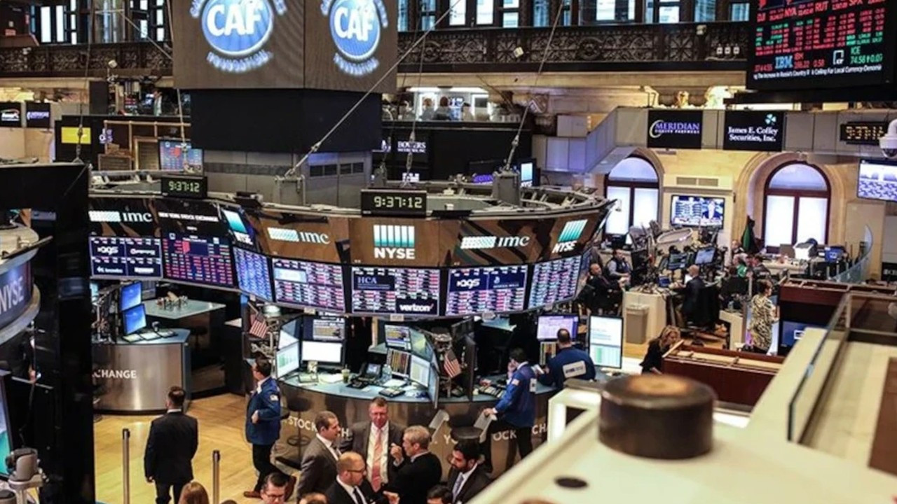 New York borsası düşüşle açıldı
