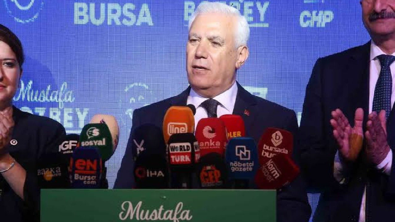 Mustafa Bozbey CHP'den istifa etti
