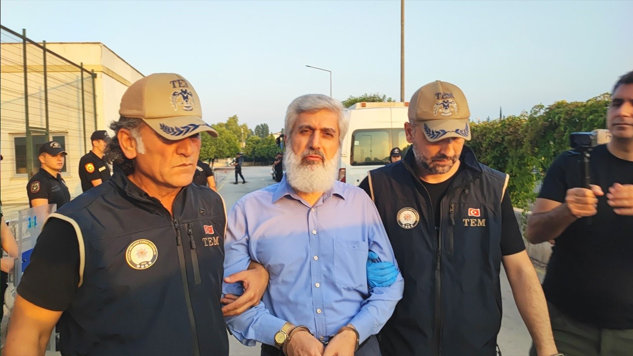 Furkan Vakfı'na operasyon: Alparslan Kuytul, eşi ve çok sayıda kişi gözaltında