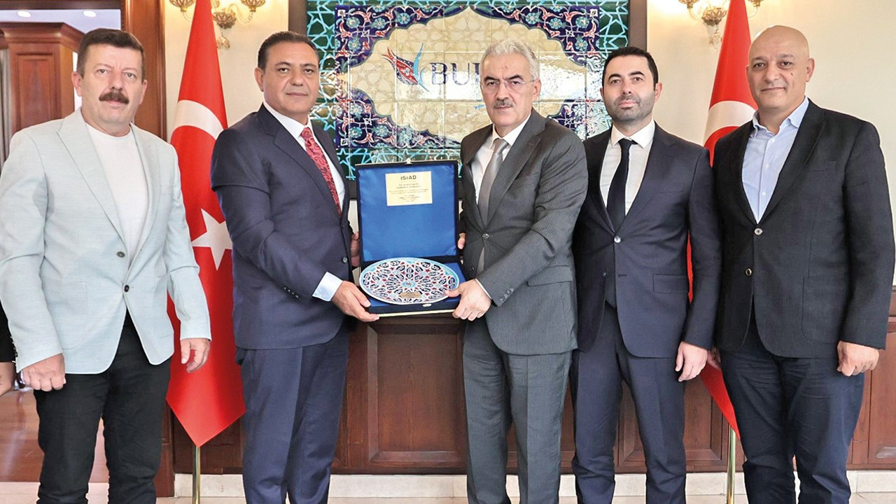 Bursa’nın geleceği için 600 bin kişilik yeni kent önerisi dile getirildi