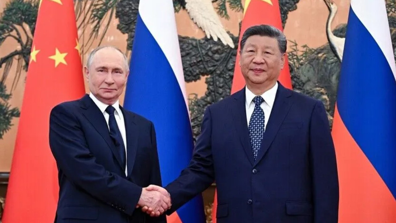 Rusya ve Çin'den yeni hamle: Putin yapay zekayı işaret etti
