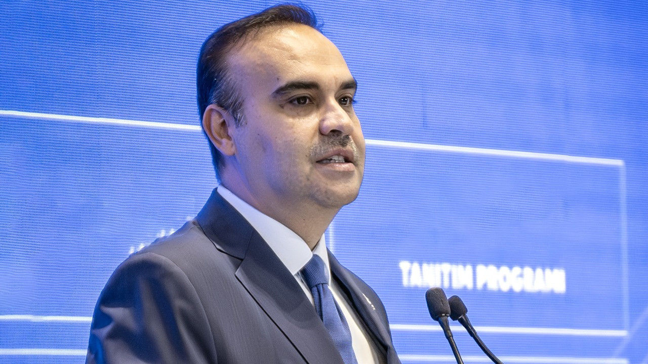 Kacır: Elektrikli ve hidrojenli araçlar Türkiye’nin otomotiv geleceğini şekillendirecek