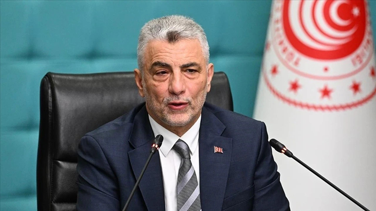 Bakan Bolat'tan OVP değerlendirmesi: İhracatta 450 milyar dolarlık hedef