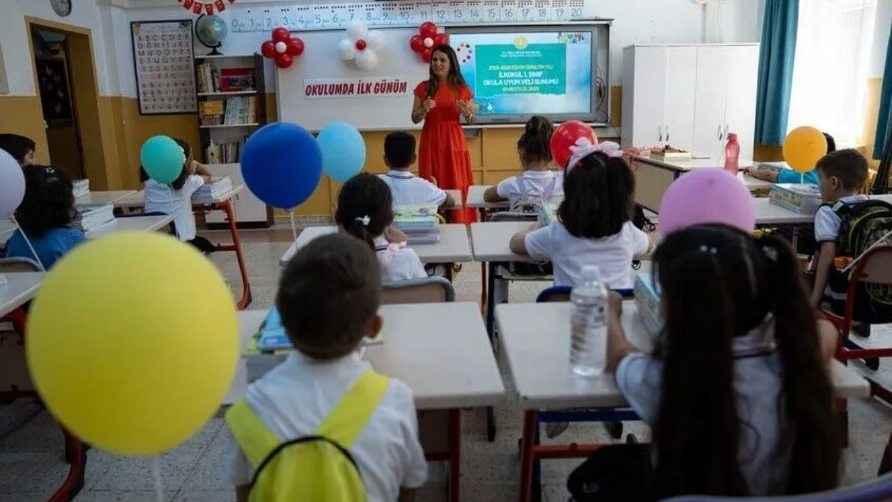 Okullar ne zaman açılıyor? Ara tatil ne zaman?