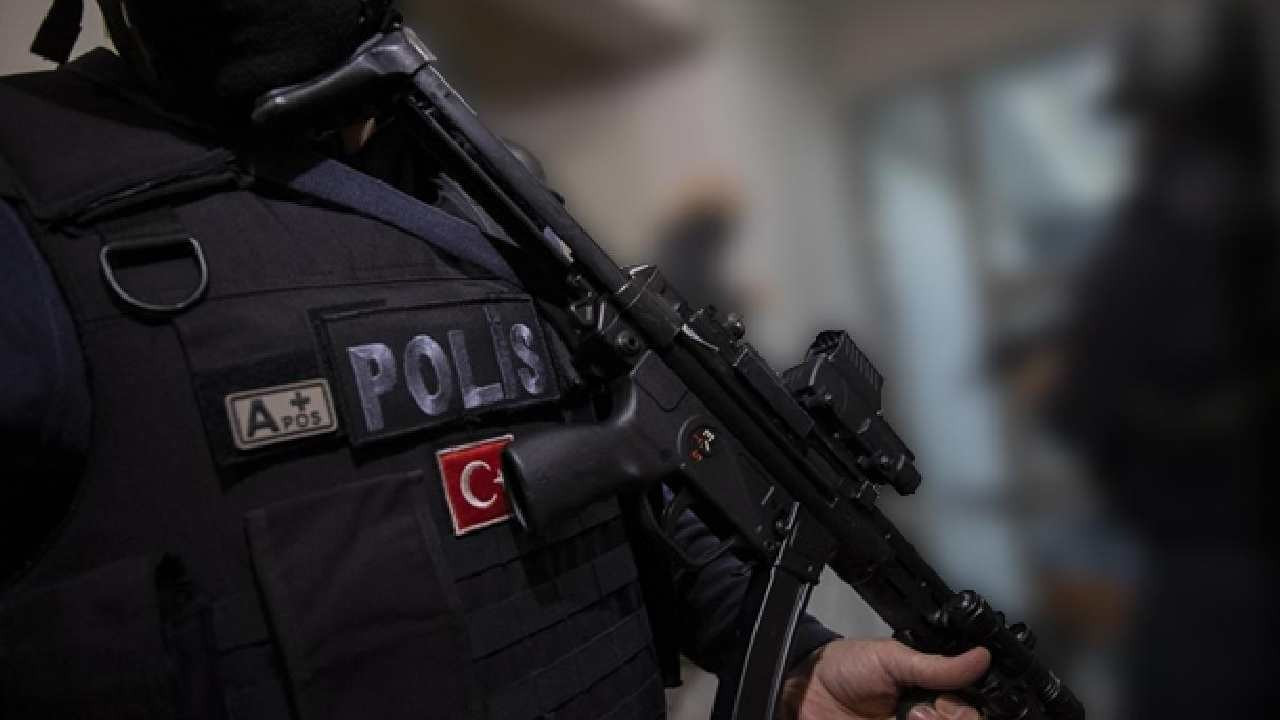 Dalgıçlı kokain planına operasyon: 9 kişi yakalandı