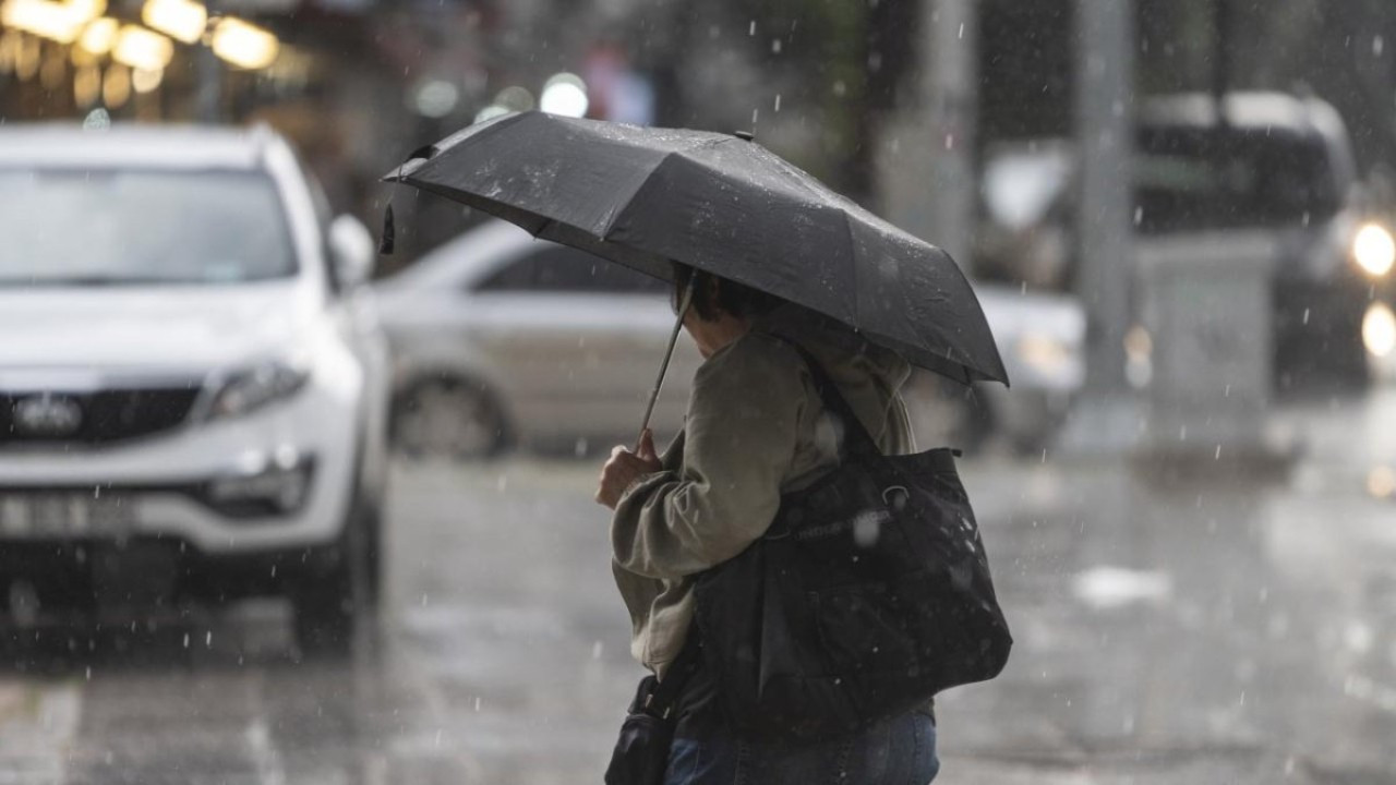 Meteoroloji tek tek uyardı: Sağanak yurdu saracak