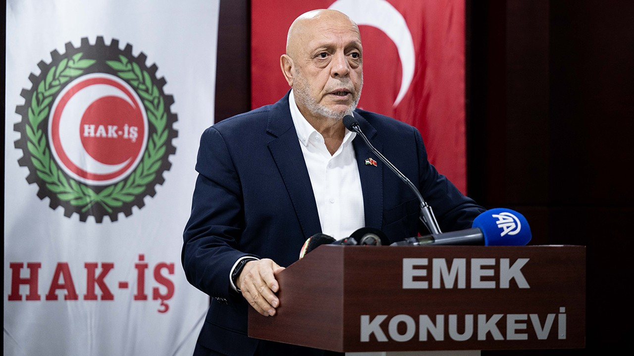 HAK-İŞ panelinde eşit ücret çağrısı: Kayıt dışılık ücret farkını derinleştiriyor