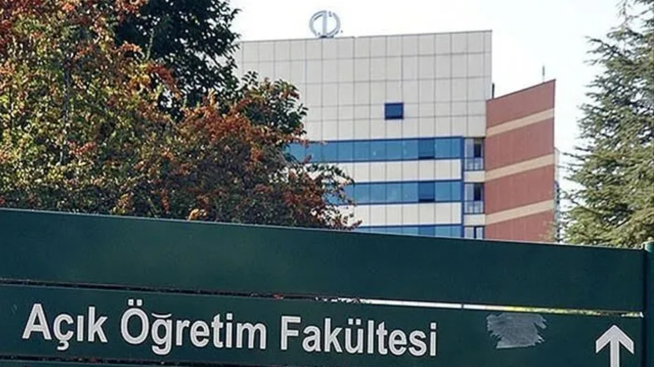 AÖF sitesi çöktü mü, neden çöktü? AÖF sitesi ne zaman açılacak?