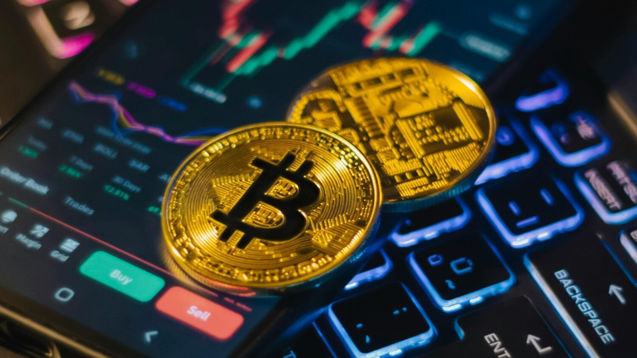 Bitcoin kritik eşiğin üstünde: Dev yatırımcılar yeniden sahnede