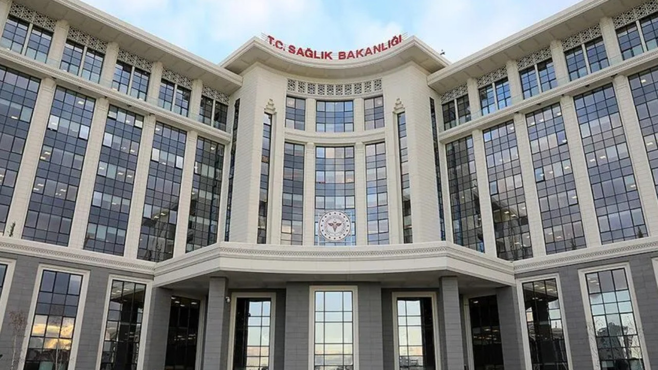Sağlık Hizmetleri İstihdamı: Beklenti Süre Devam Ediyor