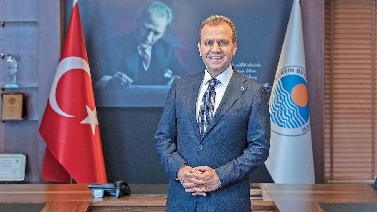 Mersin Büyükşehir Belediye Başkanı Vahap Seçer gözaltına alındı