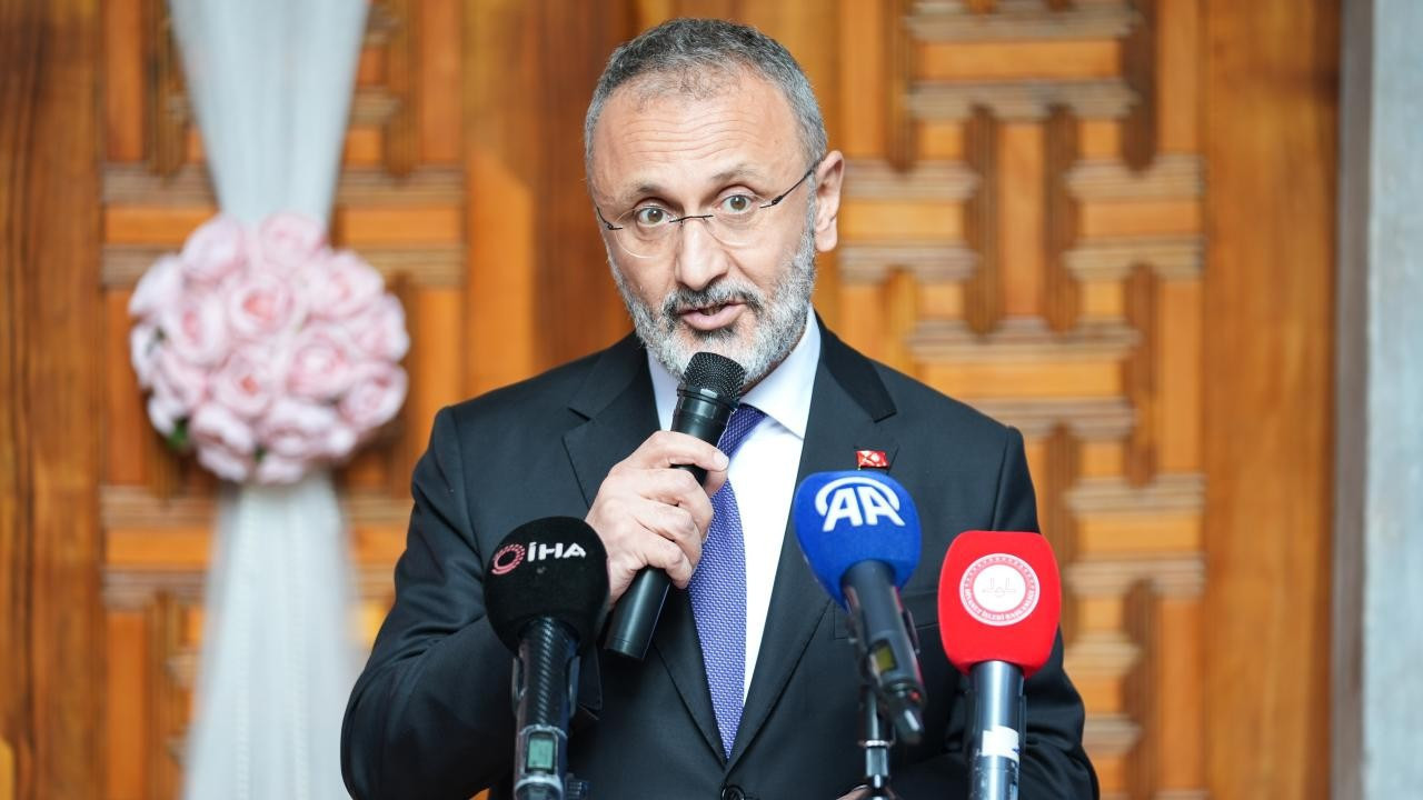 Eyüpsultan Belediyesi'ne operasyon: 28 şüpheli gözaltında