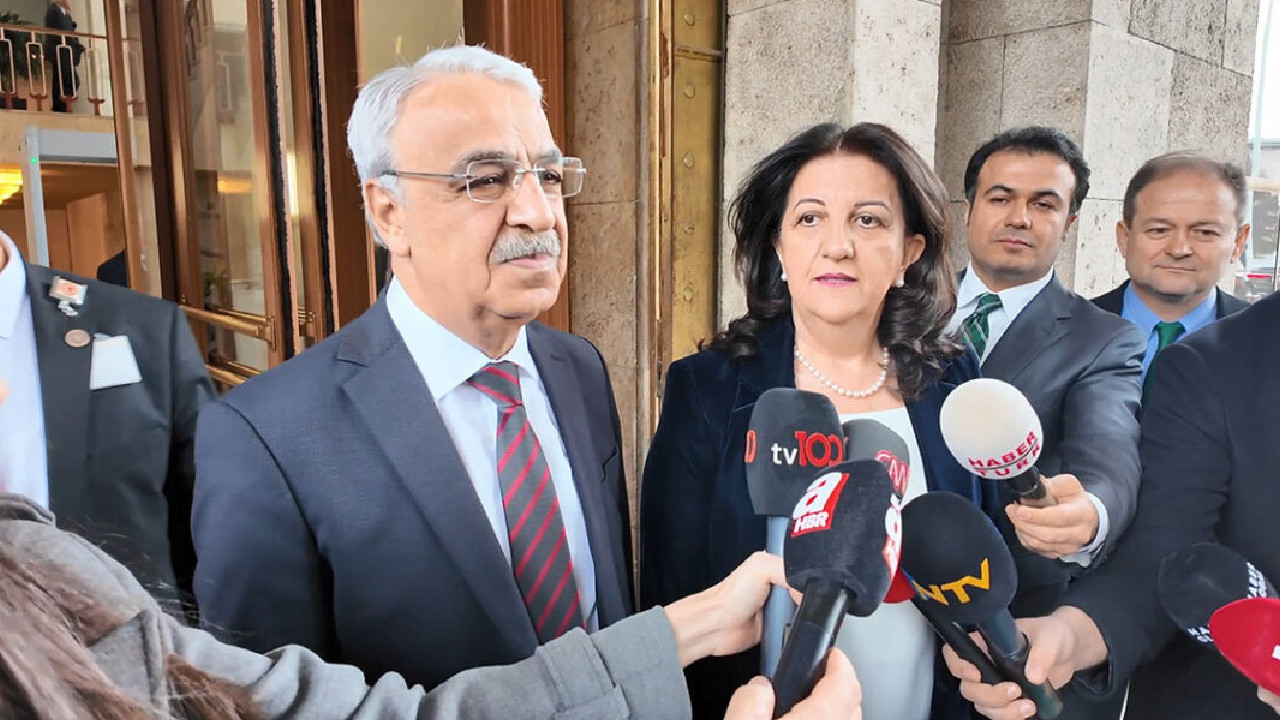 DEM Parti Heyeti Cumhurbaşkanı Yardımcısı Cevdet Yılmaz ile görüştü