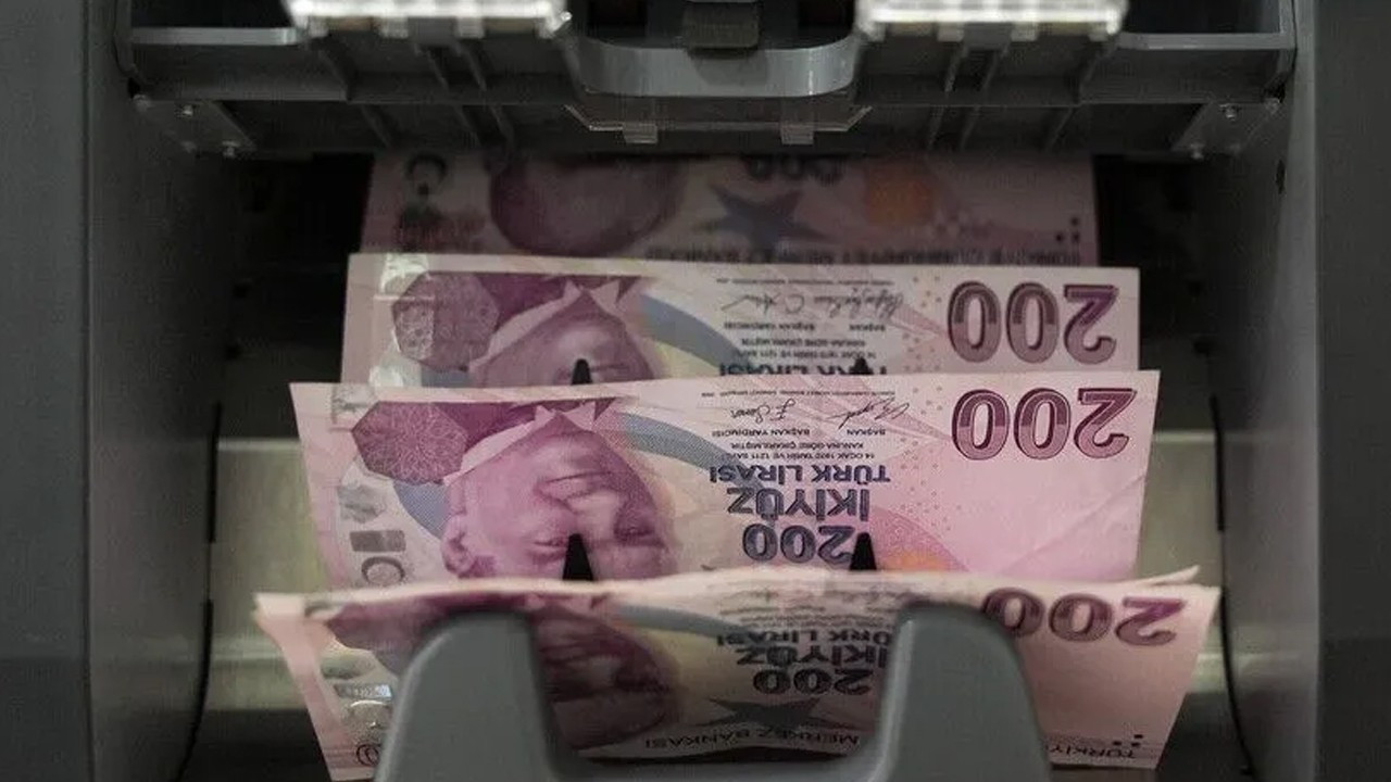 Hazine iki ihaleyle 87 milyar lira borçlandı