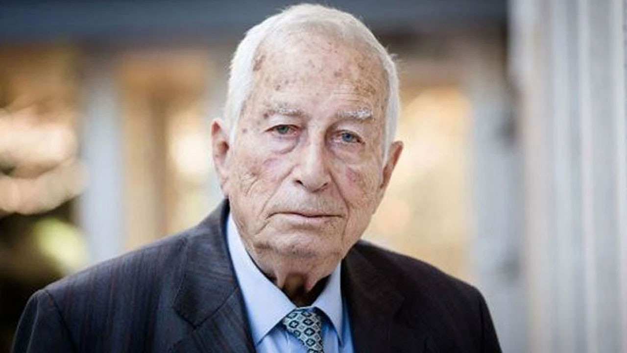 Avukat Alp Selek, 95 yaşında hayatını kaybetti