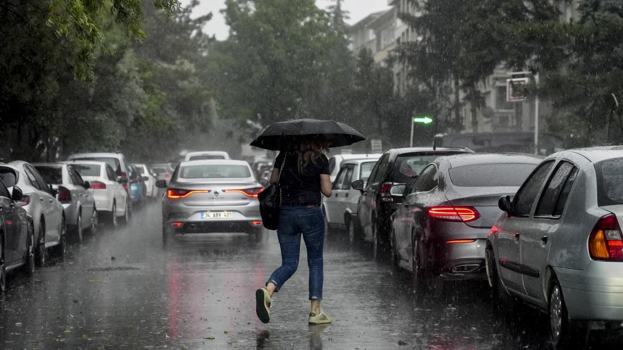 Güneşli günlere ara veriliyor: Türkiye yağışlı havanın etkisi altına girecek