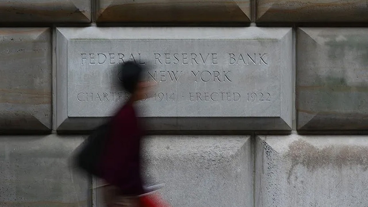 New York Fed imalat endeksi ekimde yükseldi