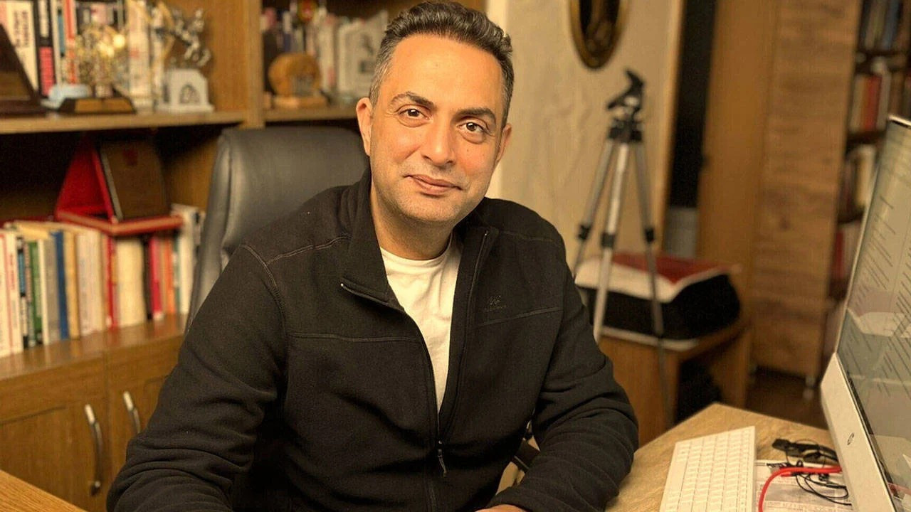 Ev hapsinde bulunan gazeteci Murat Ağırel gözaltına alındı