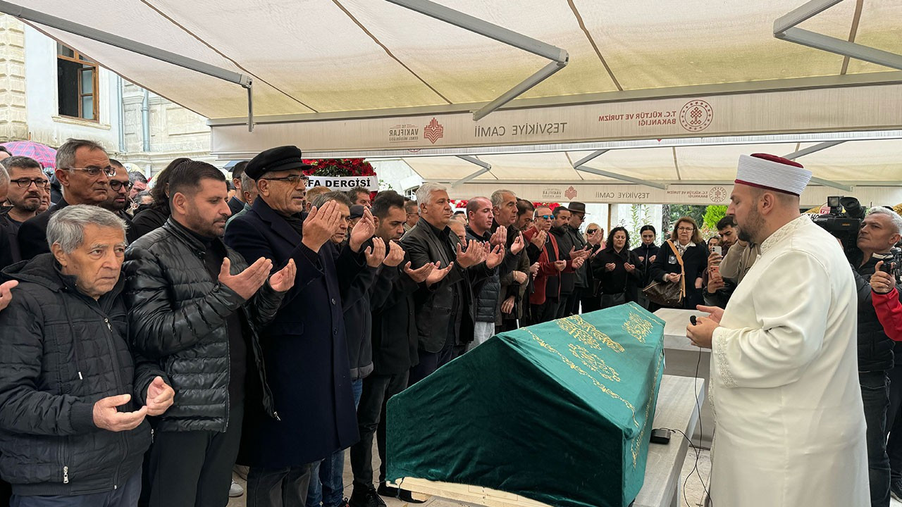 Müzisyen Soner Olgun son yolculuğuna uğurlandı