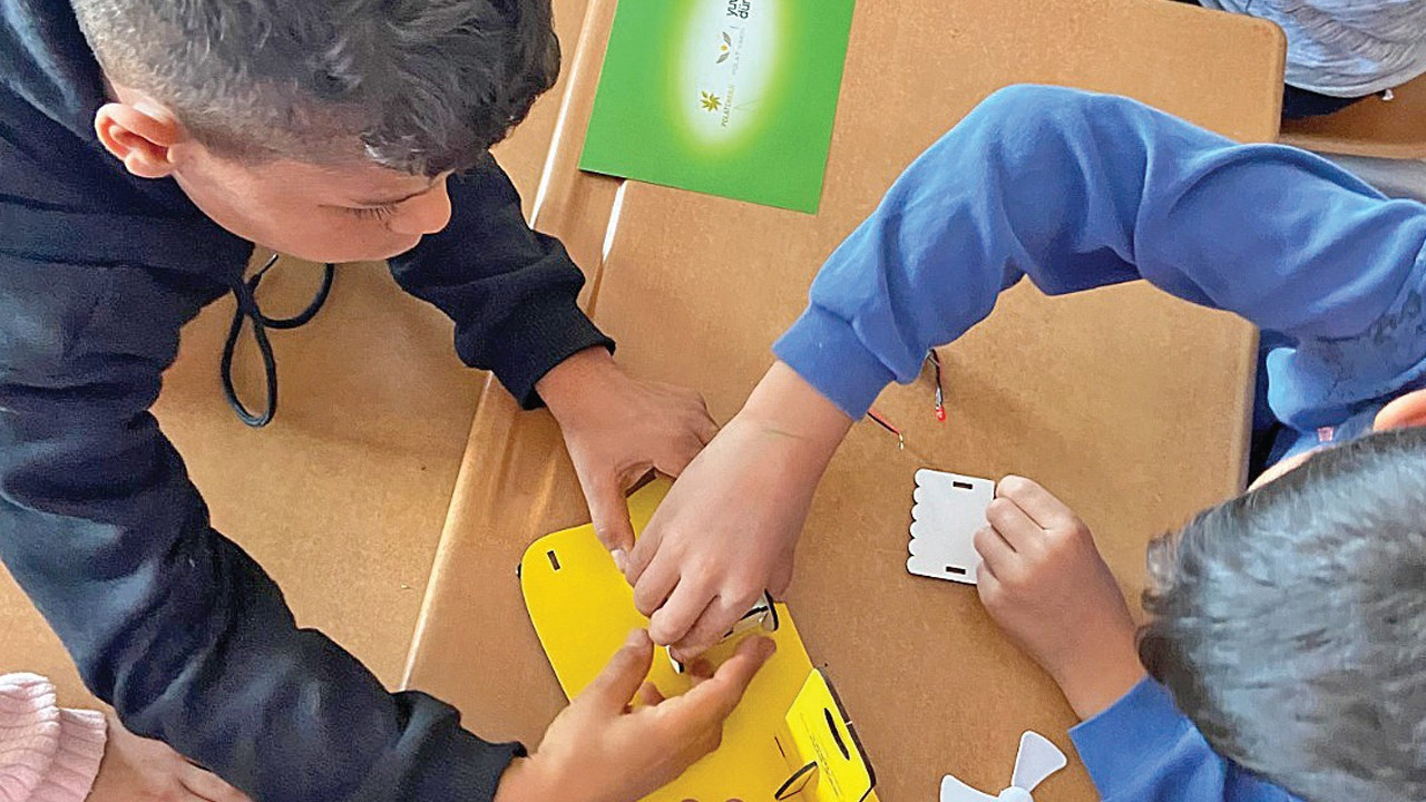 Yeşil Tohumlar Eken Proje: Eğitimle İklimle Buluşma Girişimi