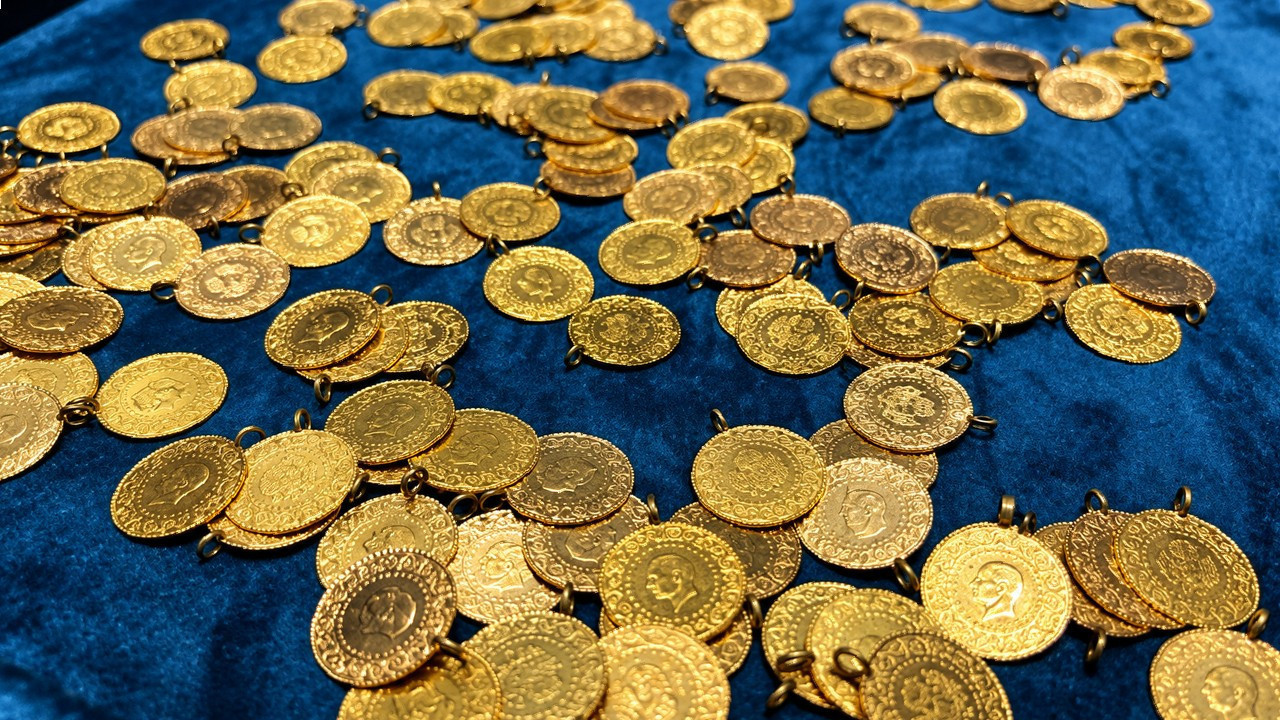 Altın Rüzgarları: Uzmanlar Uyardı – Riskli Bir Dönüş?
