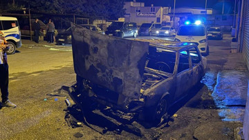 Mersin’de sanayi sitesinde park halindeki 5 araç kundaklandı