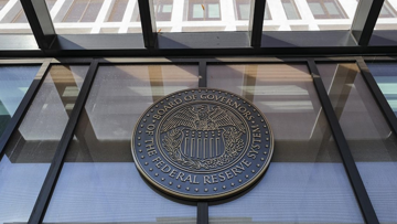 Fed'in iki ismi faiz indirimine neden karşı çıktıklarını açıkladı