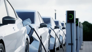 AB’den 2035 hamlesi: Elektrikli araçta takvim gevşiyor, hibritlere yeşil ışık