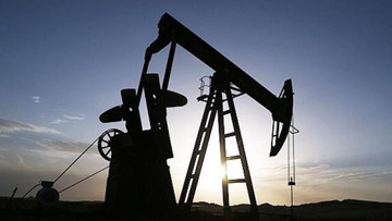 Savaşın etkisiyle petrol Rusya'ya nefes aldırdı