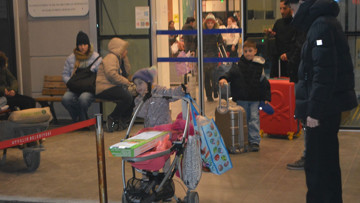 Şap protestosu Midilli’de ulaşımı kilitledi, Türk tatilciler mahsur kaldı