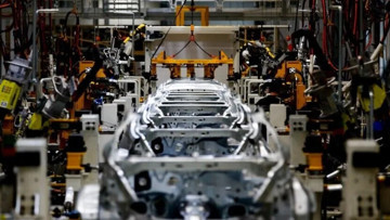 Alman otomotivinde 20 yılın en sert tablosu: On binlerce kişi işini kaybetti