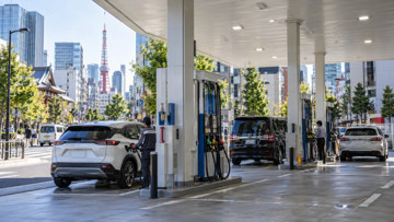 Japonya'da dış ticaret dördüncü ayda da açık verdi