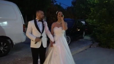 Düğünlerinde bir şarkı söylediler, hayatlarının şokunu yaşadılar