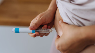 Zayıflama iğnesi kullananlar dikkat! Yeni bir yan etkisi ortaya çıktı...