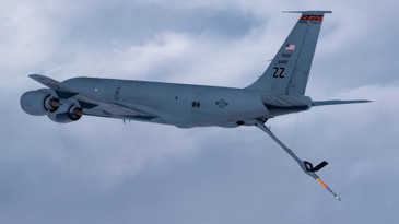 Son dakika: ABD yakıt ikmal uçağı Irak'ta düştü