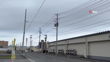 Japonya'da 7,4'lük deprem kameralara yansıdı