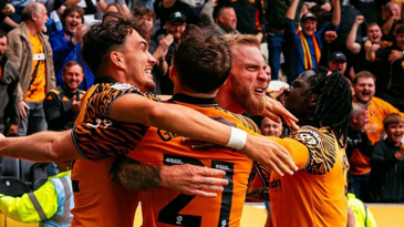 Acun Ilıcalı'nın sahibi olduğu Hull City Premier Lig'e yükseldi