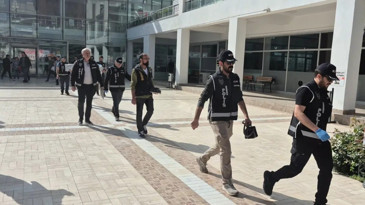 Eskişehir Tepebaşı Belediyesine operasyon: Çok sayıda gözaltı var