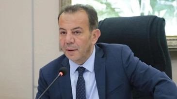 Cemil Tugay'ın ardından Tanju Özcan da CHP'den istifa etti