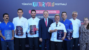 Bursa'da 9 gün sürecek kültür ve sanat şöleni başladı! 181 etkinlik, 50 lezzet noktası ziyaretçileri bekliyor