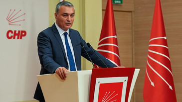 Son dakika: CHP'de 26 il başkanı görevden alındı