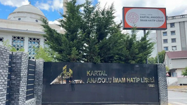 YKS şampiyonları belli oldu: Kabataş ve Kartal Anadolu İmam Hatip öne çıktı
