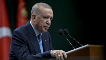 Cumhurbaşkanı Erdoğan'dan üniversiteye yerleşen öğrencilere tebrik