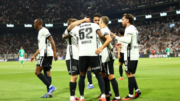 Beşiktaş tur kapısını araladı