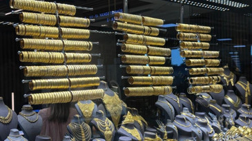 Altında yükseliş kuyumcuları hareketlendirdi: Vatandaşlar sıraya girdi
