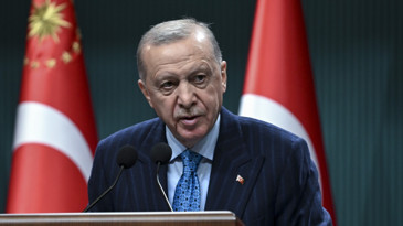Cumhurbaşkanı Erdoğan, Özgür Özel'den 800 bin lira manevi tazminat kazandı